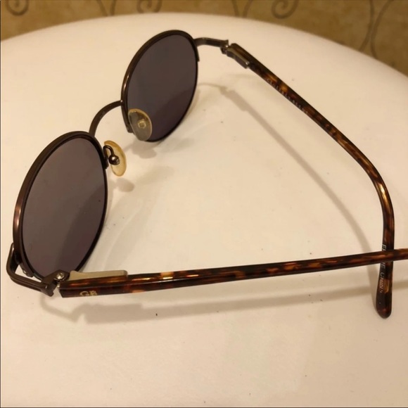 VINTAGE Geoffrey Beene Designer Sunglasses - Picture 5 of 11